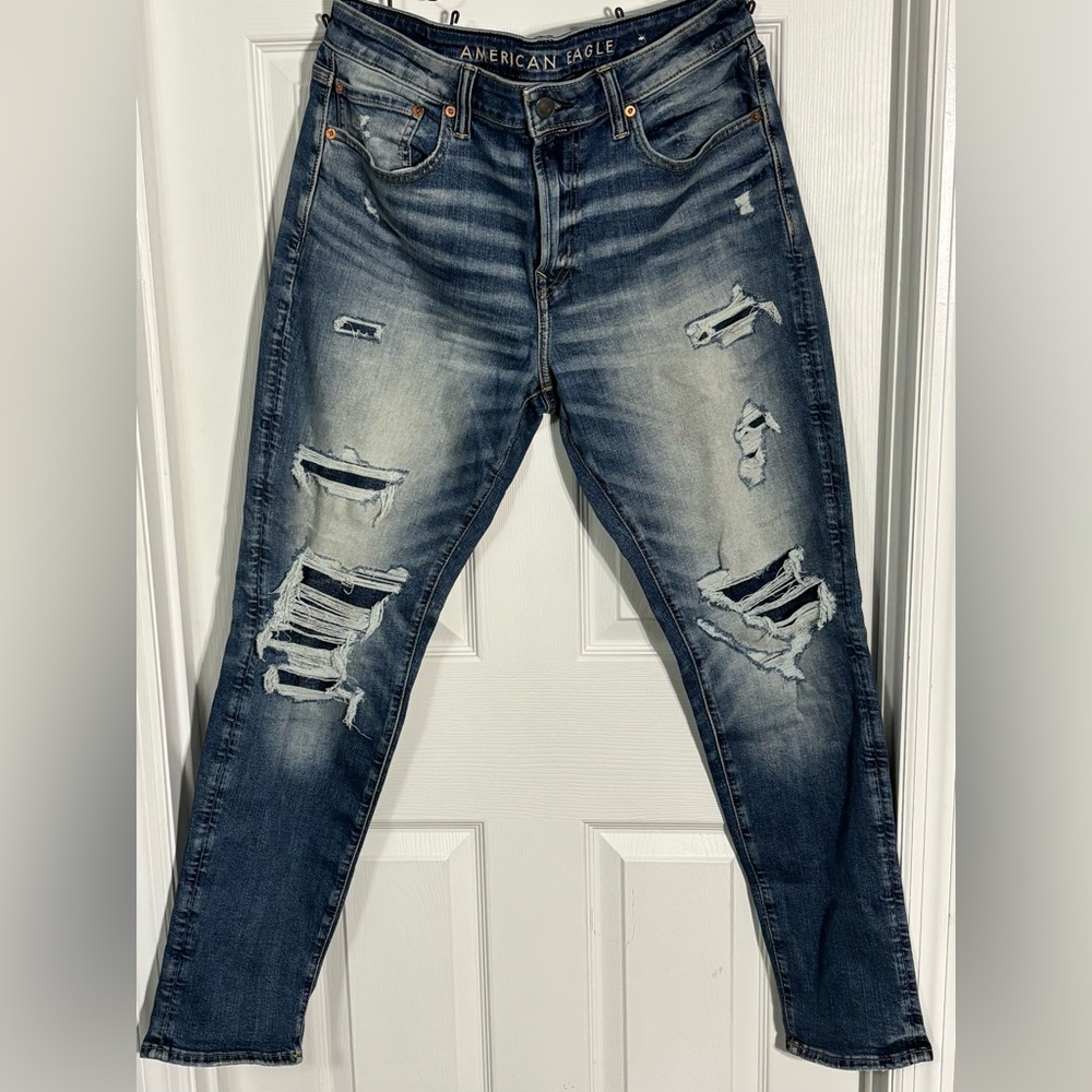 American Eagle AirFlex+ Y2K Distressed Athletic Fit Jeans 33x32
